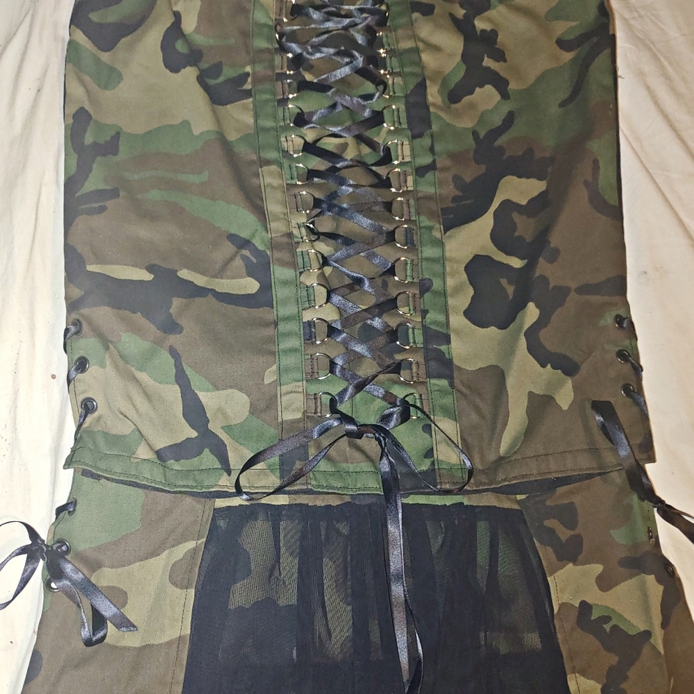 2 in 1 camo pencil skirt